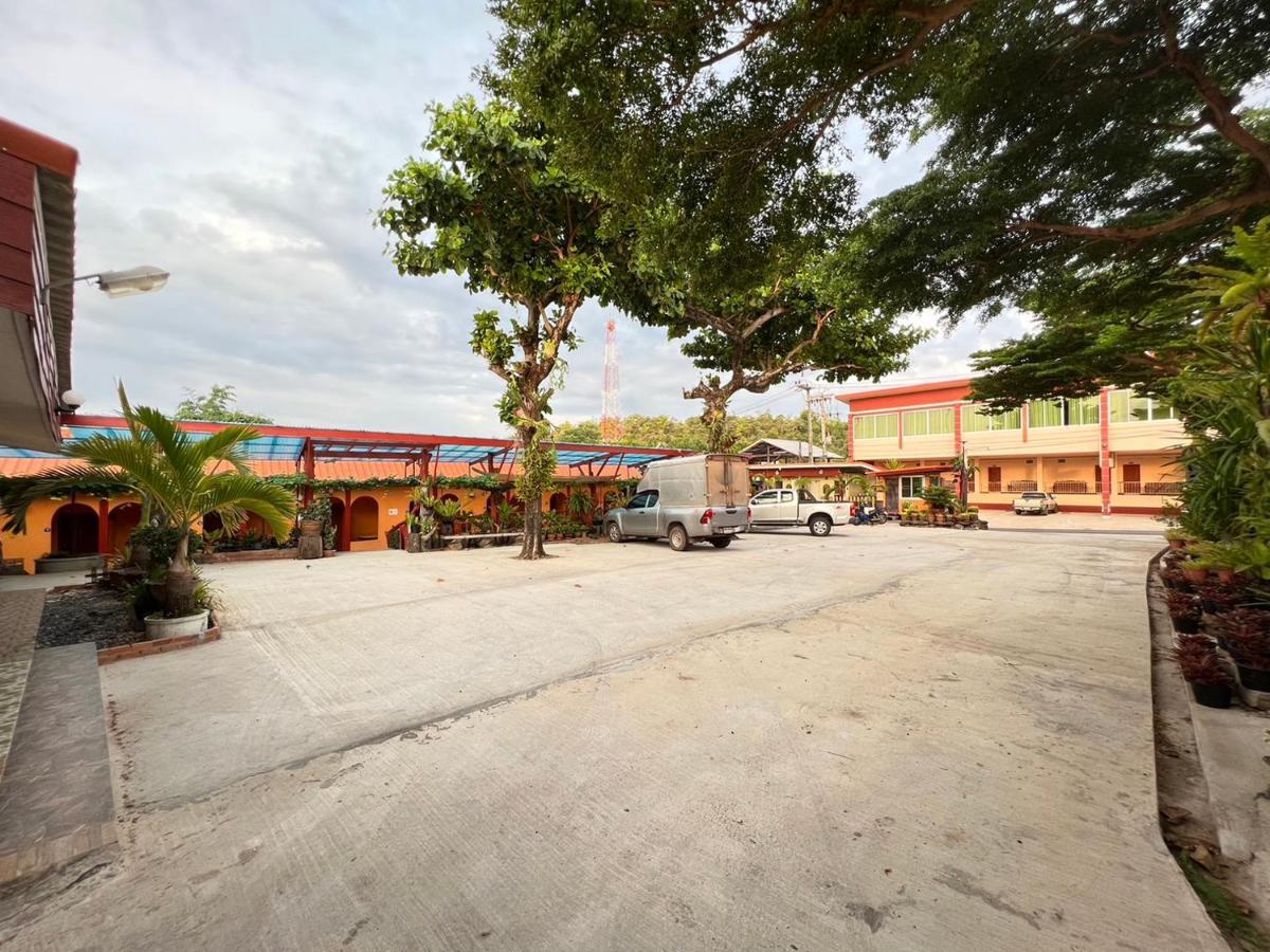 Khong Chiam Hotel Exterior photo